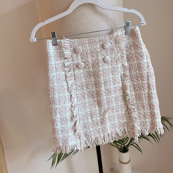 Shein Pink plaid tweed skirt size Small - Picture 2 of 4